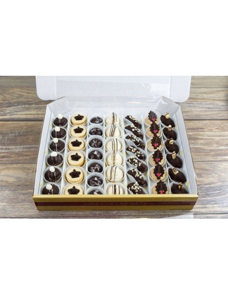 Královská kolekce vánočního cukroví 2021 - krabice